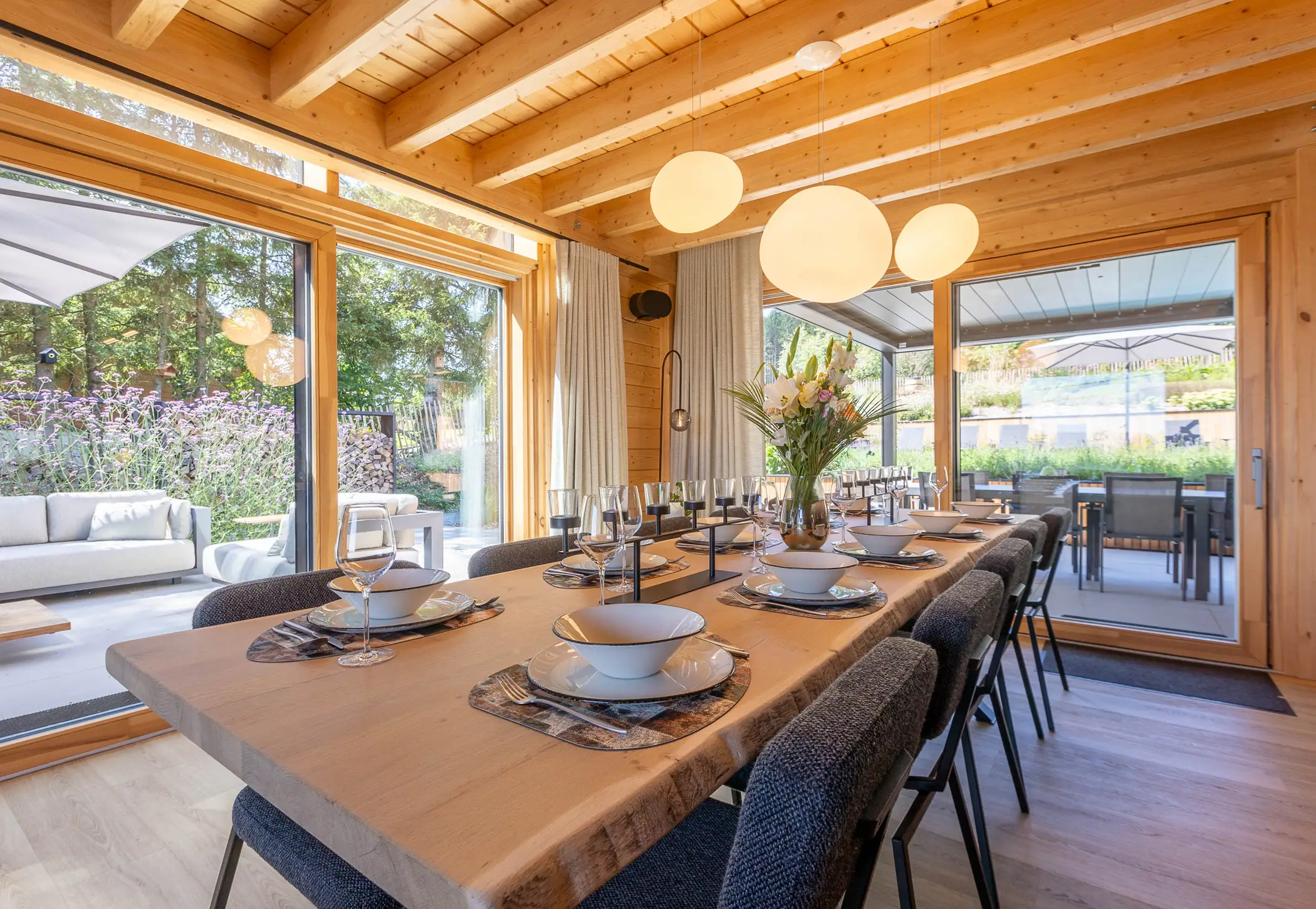 Cottage for 10 people in Tenneville Villa Wood